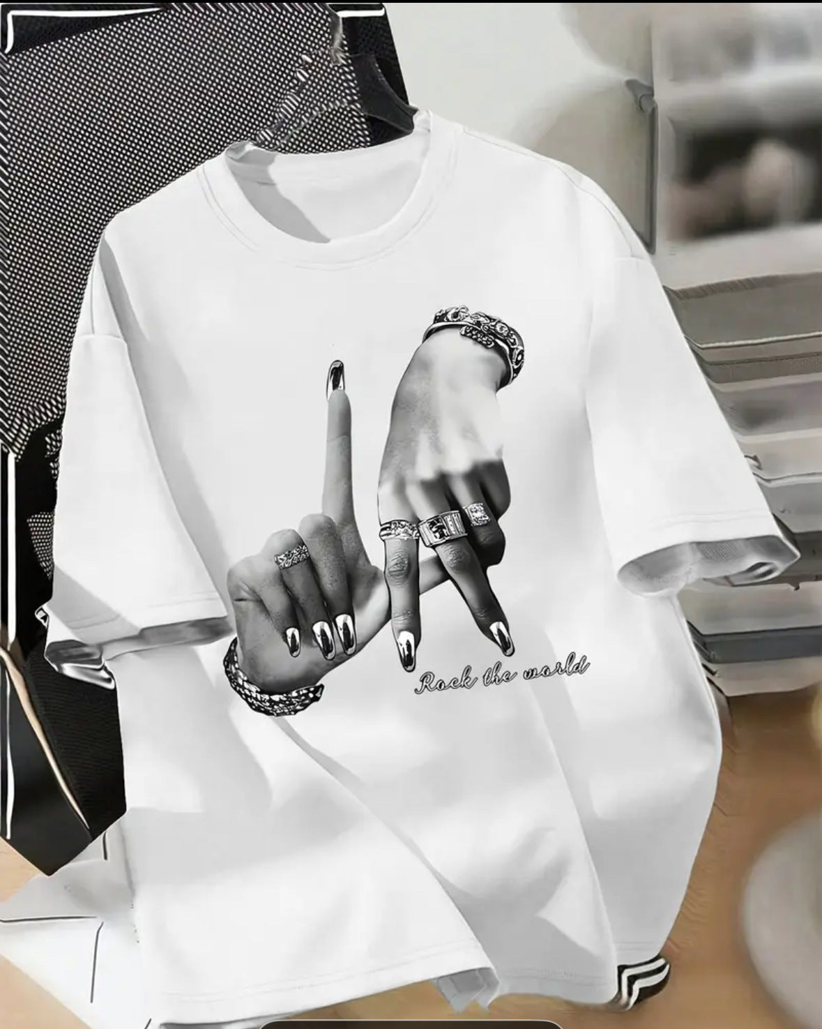 Camiseta unisex holgada básica cuello redondo