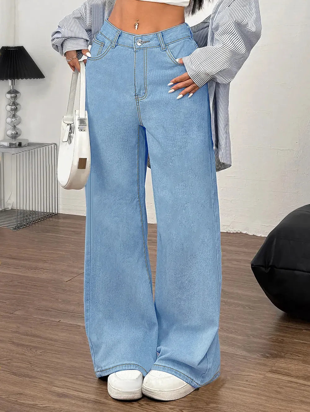Jeans wide leg con lazos traseros