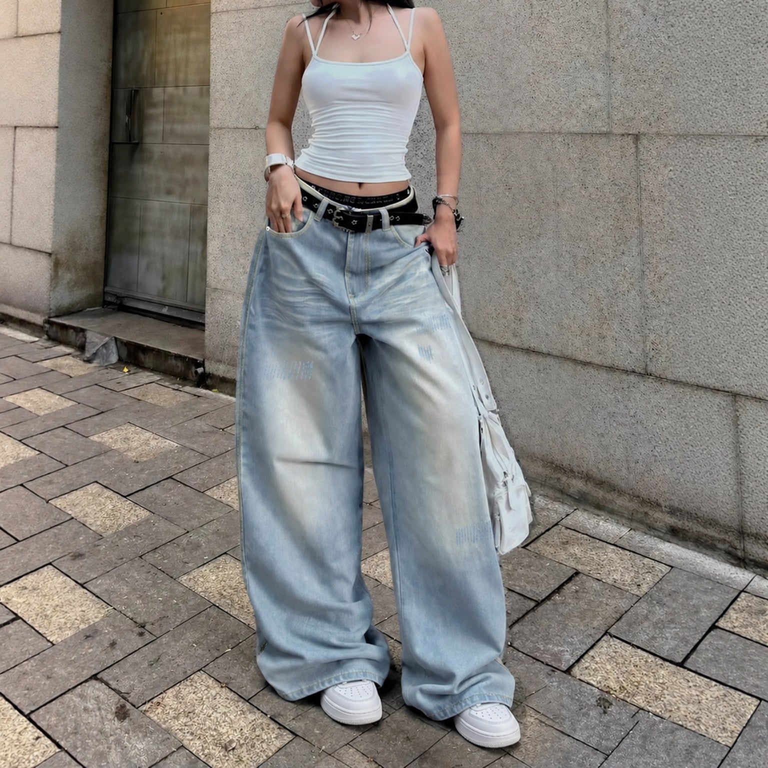Outfit NAZHAM para mujer